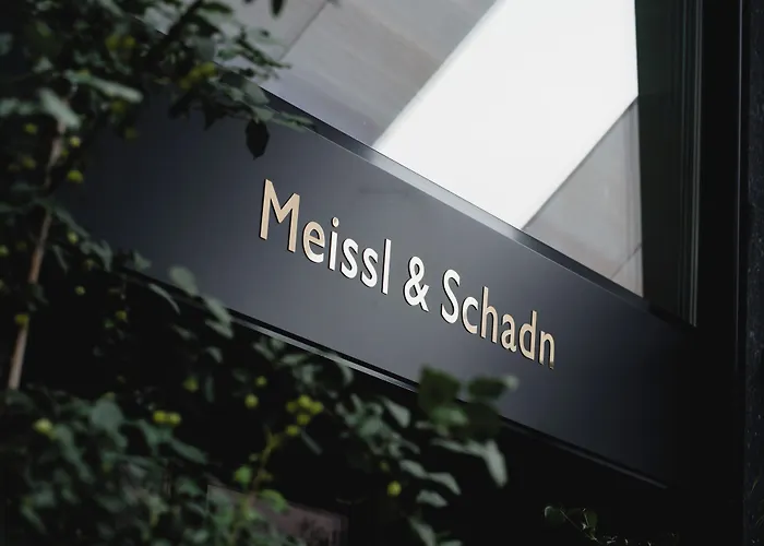 Hotel Grand Ferdinand - Your In The Center 5*