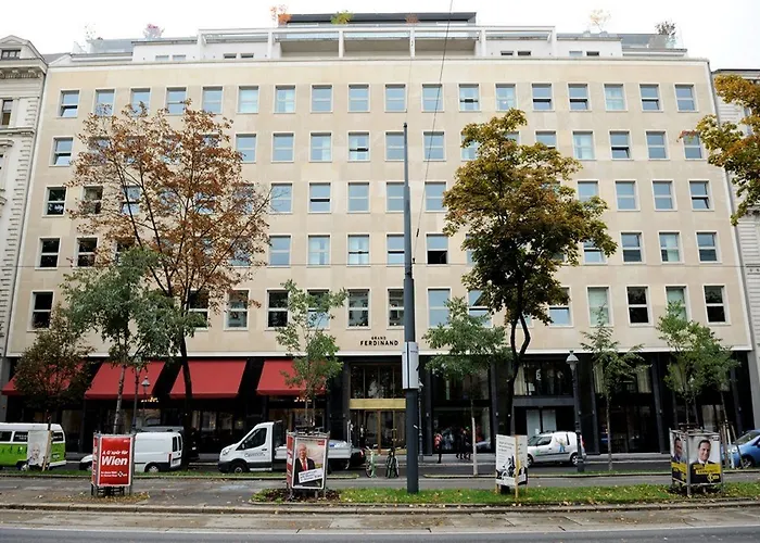 Grand Ferdinand - Your In The Center