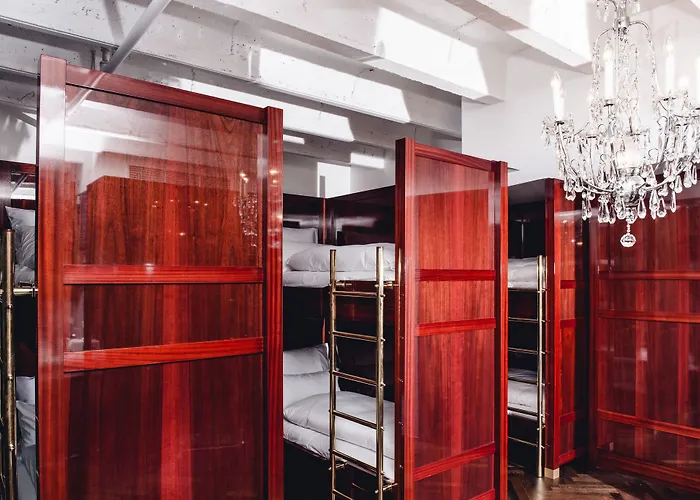 Grand Ferdinand - Your In The Center Hotel 5*